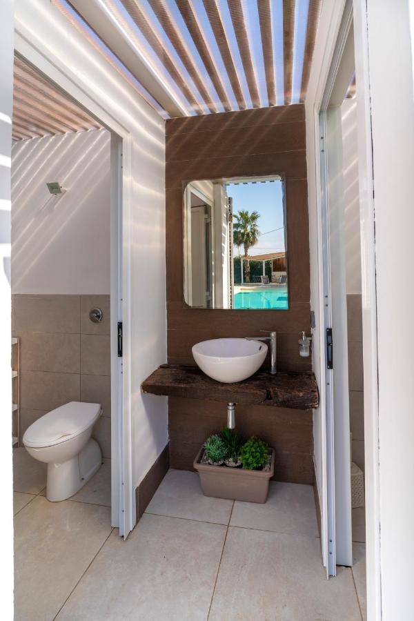 Aqua Venere Pool & Suites Марсала Екстер'єр фото